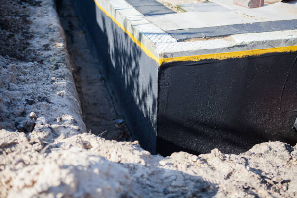 Professional Vapor Barrier Installation technician working in Goodrich, MI